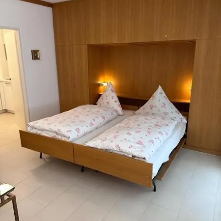 شقة 69 Mit Hallenbad Und Sauna By Monicare *